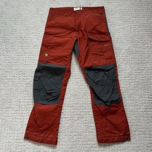 Like new Fjallraven Vida Pro US: Size 36 EU: 52